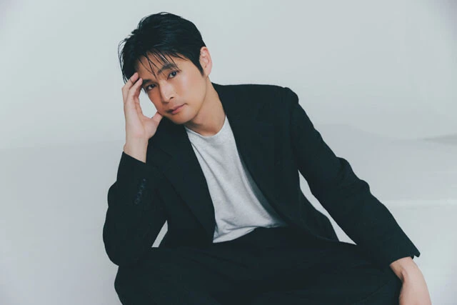 元Jリーガー、SHOW-WA・青山隼の新連載がスタート!「叔父(伊集院静)が週プレさんで連載をしていたので、同じ場に携われることが嬉しいです」